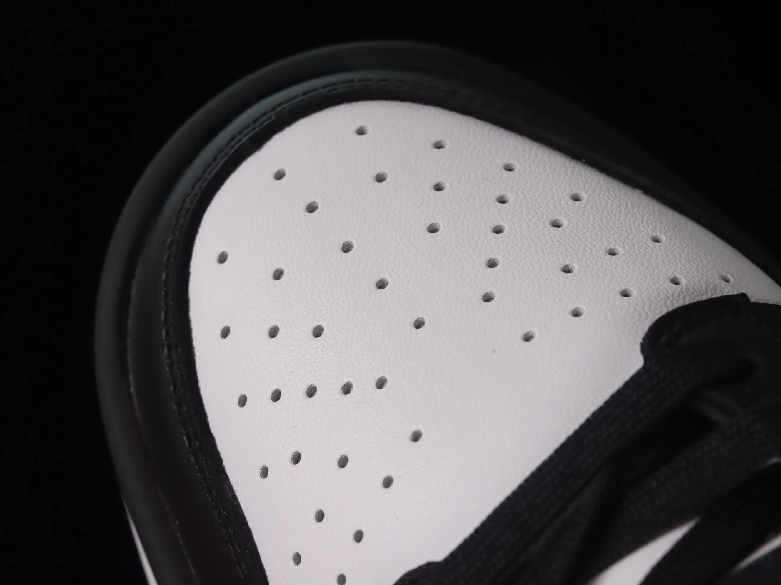 All categories Nk SB Dunk Series Nk SB Dunk Low low-top sneakers C version Nk Dunk Low "Twist Panda" Mutated Panda SB low-top sports and leisure sneakers DZ2794-001